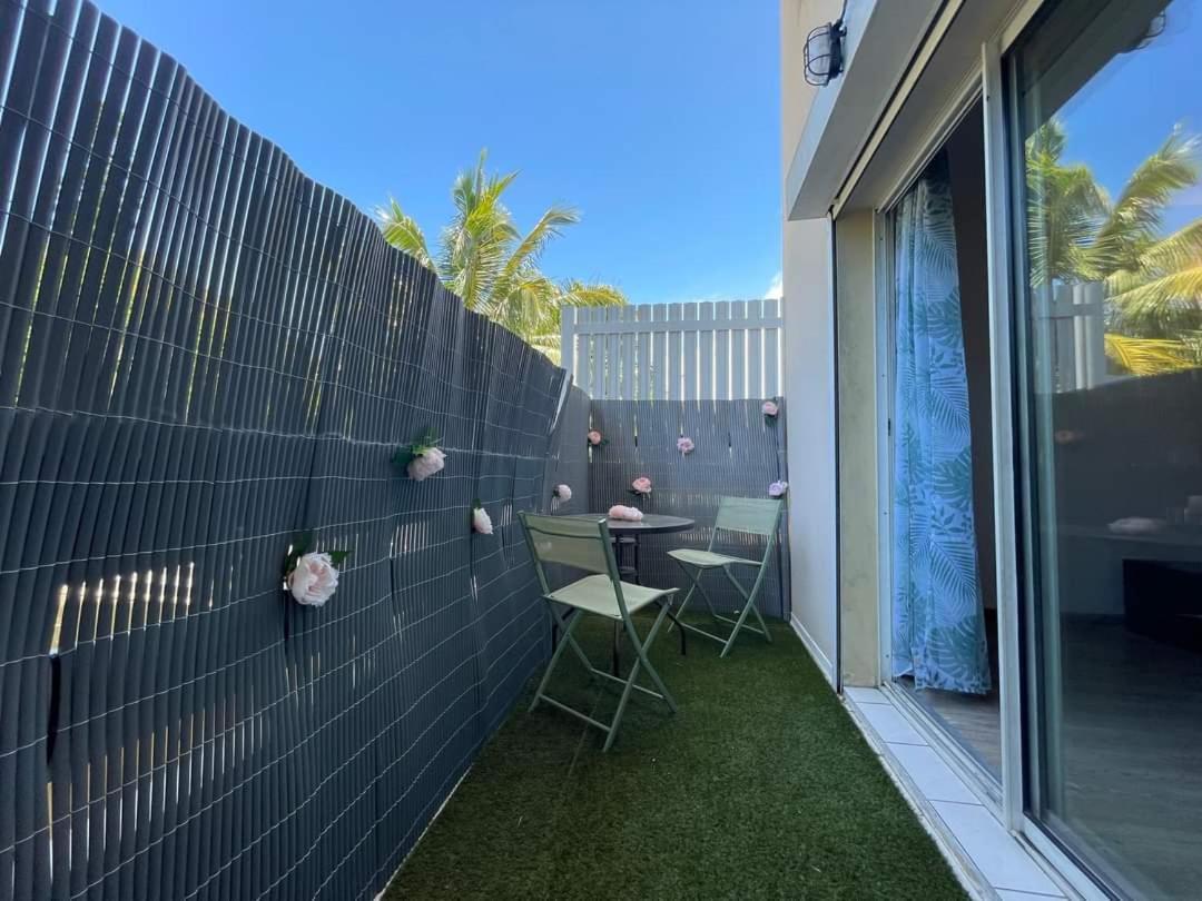 Appartement Cosy En Duplex Avec Jardin Et Cuisine A Trianon نومْيا المظهر الخارجي الصورة