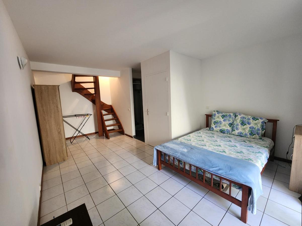 Appartement Cosy En Duplex Avec Jardin Et Cuisine A Trianon نومْيا المظهر الخارجي الصورة